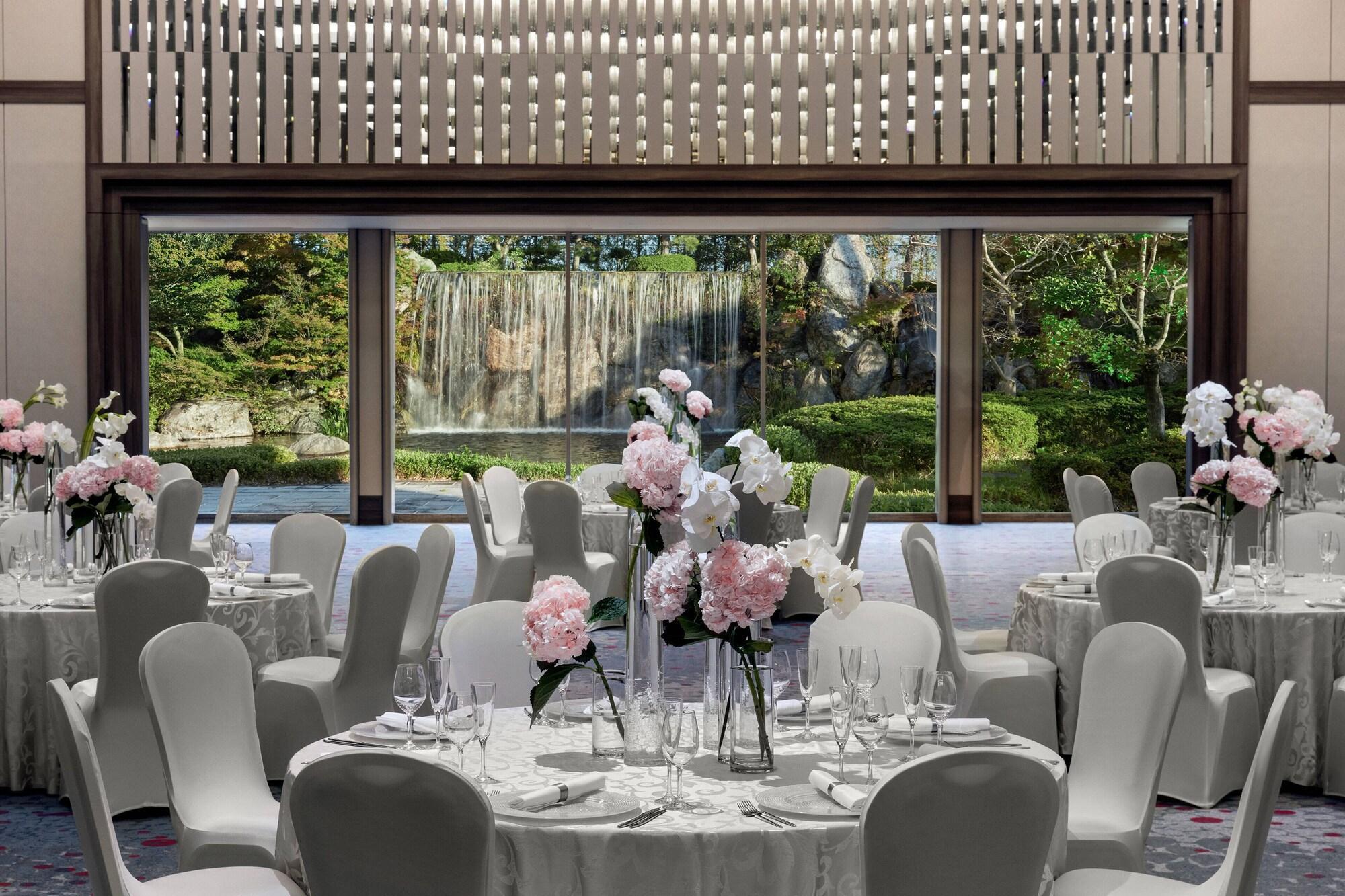 Lake Biwa Marriott Hotel Moriyama Exterior photo