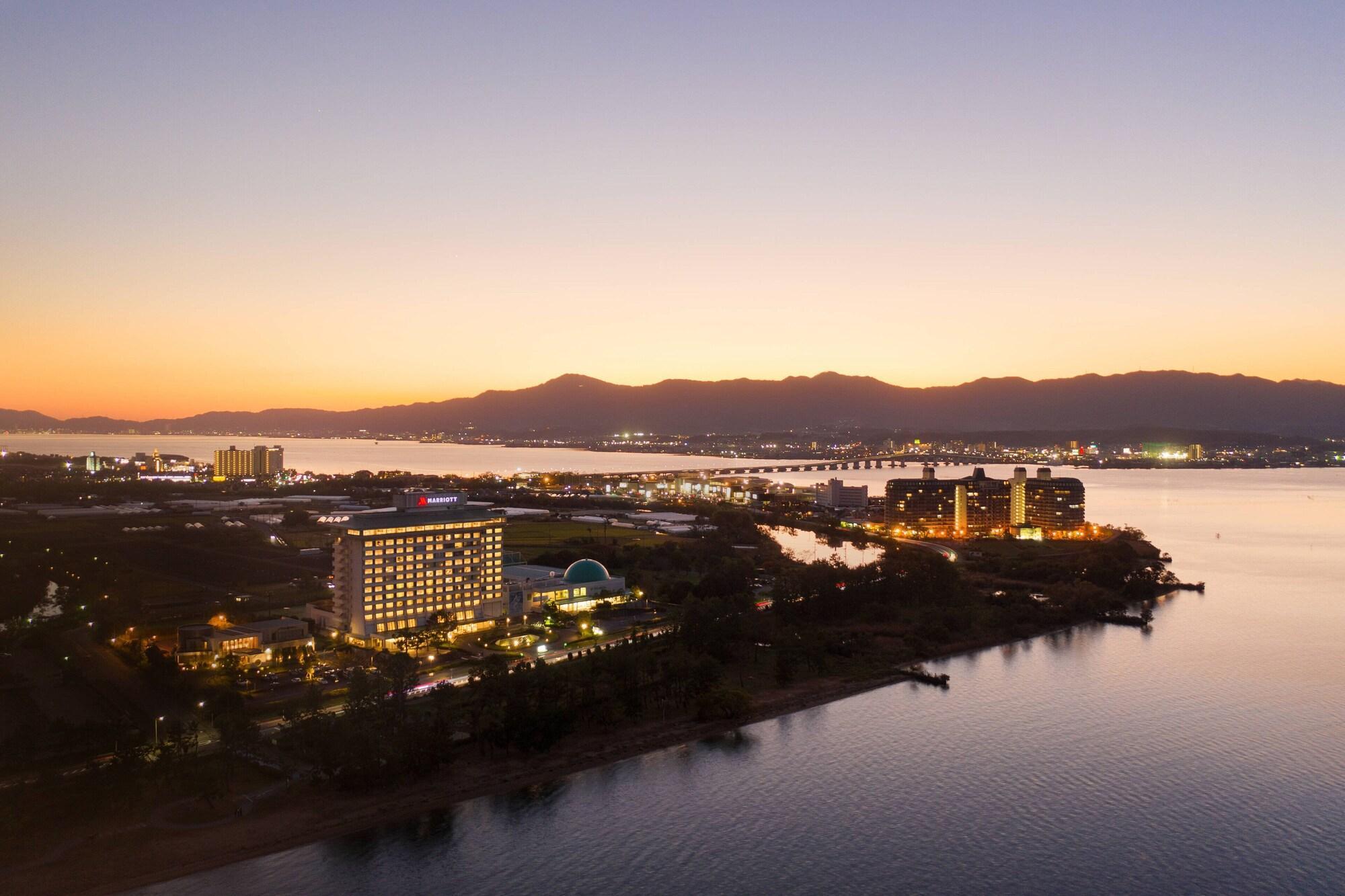 Lake Biwa Marriott Hotel Moriyama Exterior photo