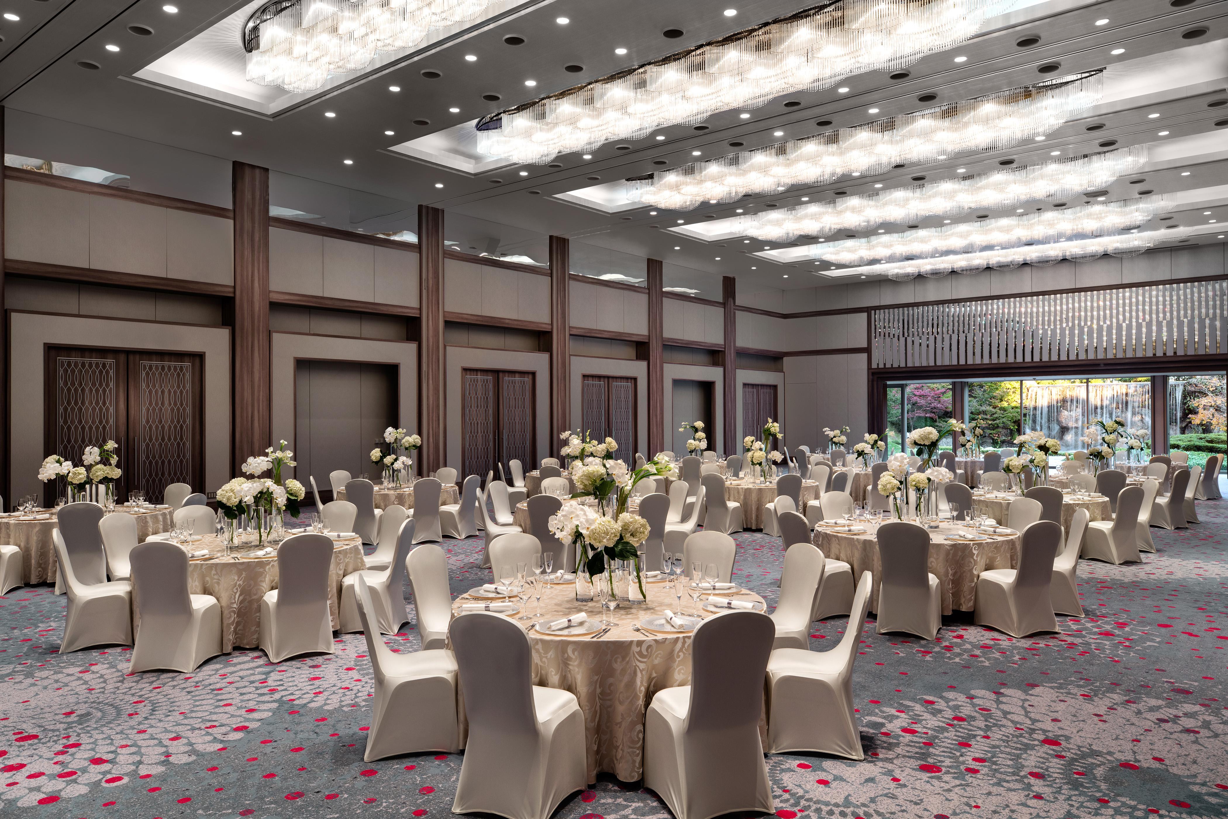 Lake Biwa Marriott Hotel Moriyama Exterior photo