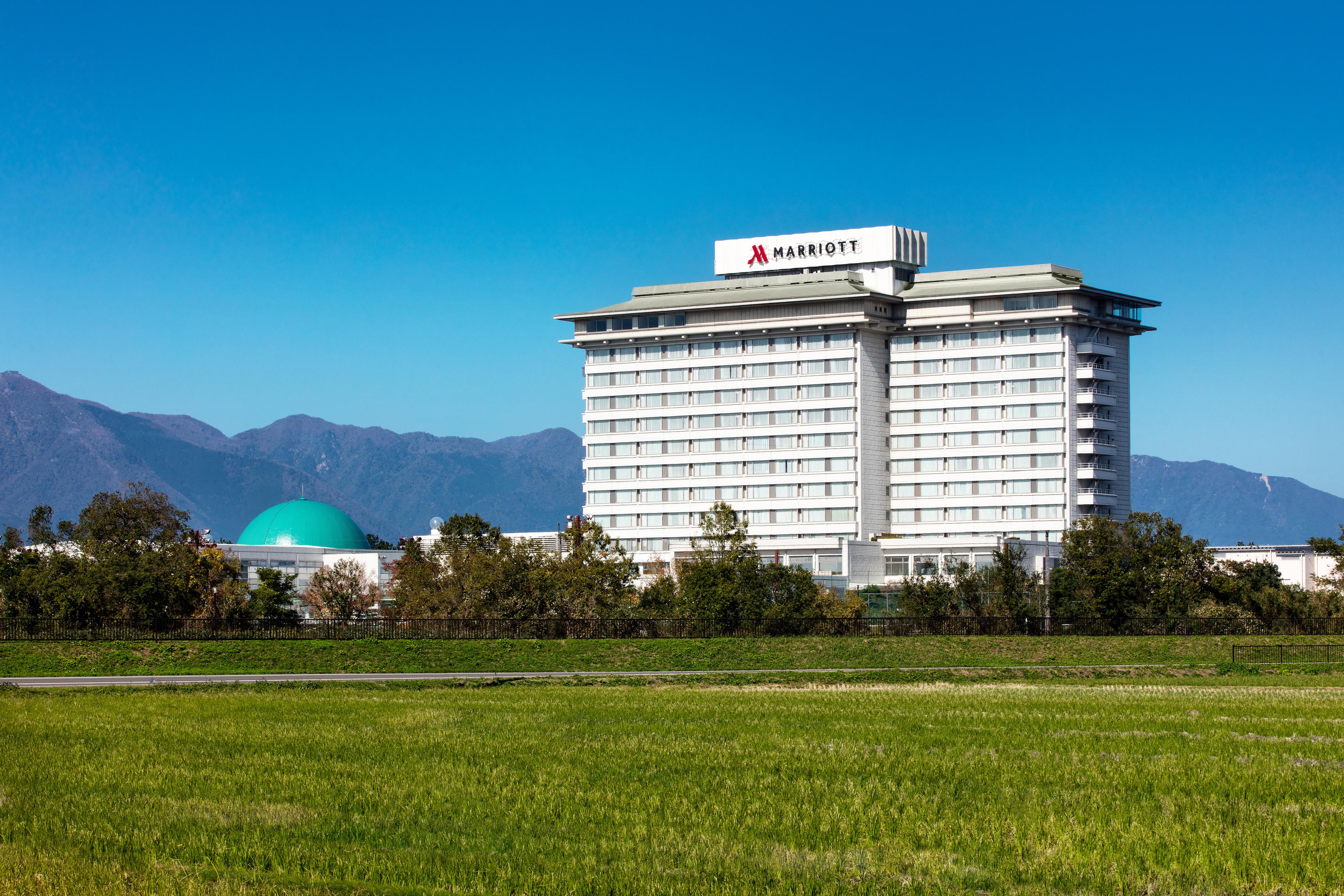 Lake Biwa Marriott Hotel Moriyama Exterior photo