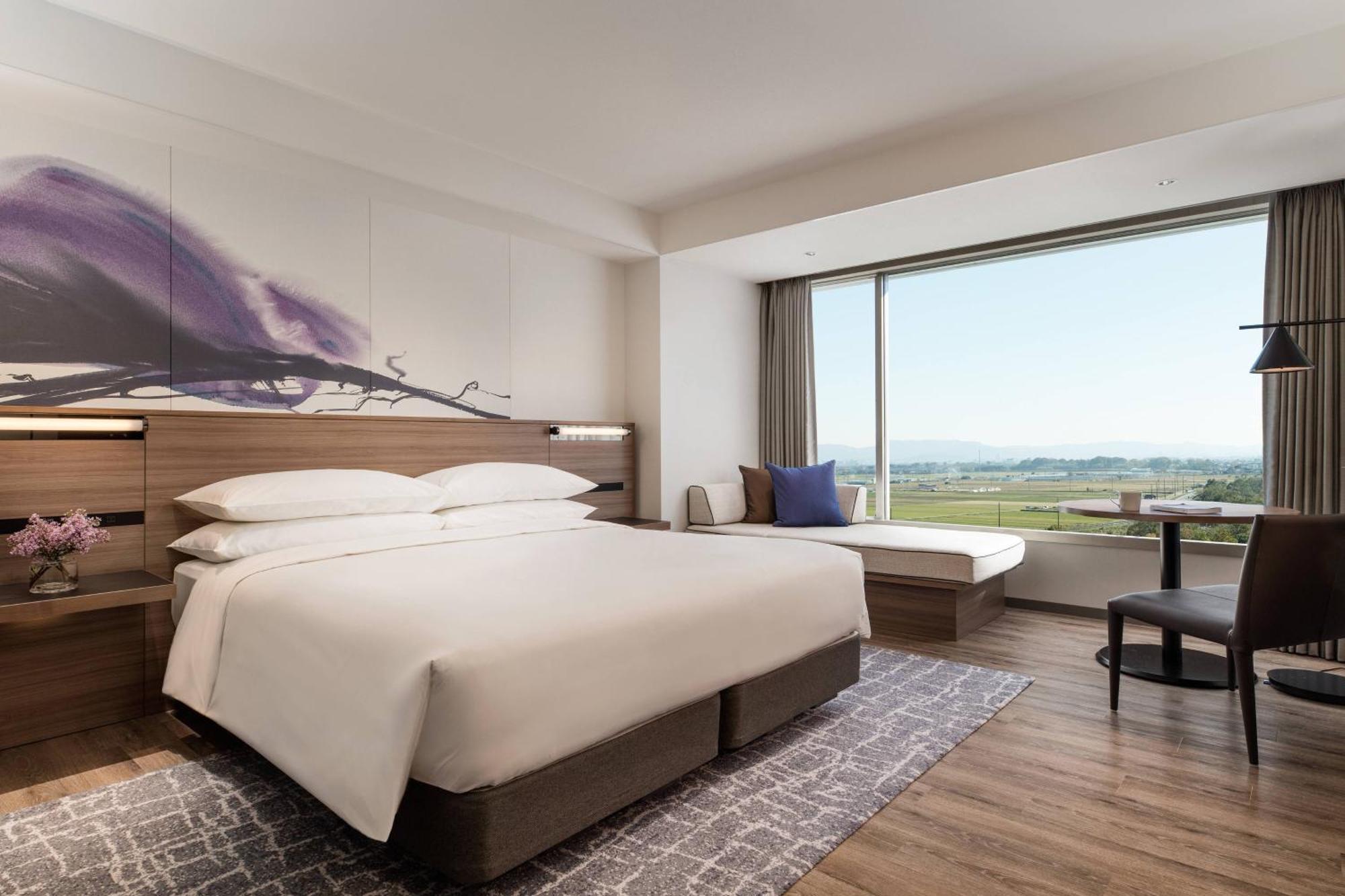 Lake Biwa Marriott Hotel Moriyama Exterior photo